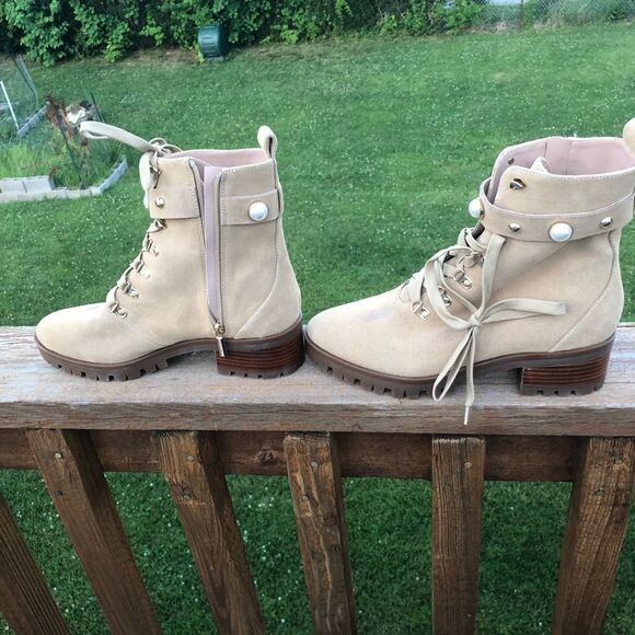 Karl Lagerfeld pearl and gold stud embellished leather lace up boots, size 10 - Picture 13 of 15